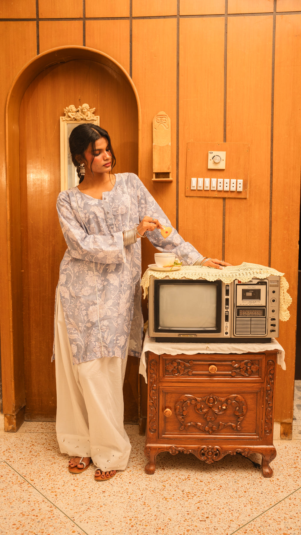 AASMAN - FARSHI SET